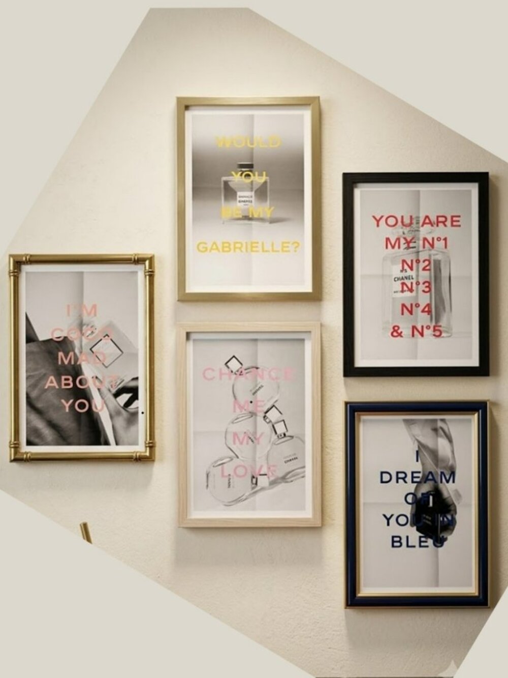 CHANEL Postcards Fragrance Sample Cards Bleu Chance N5 Coco Mademoiselle NEW Set
